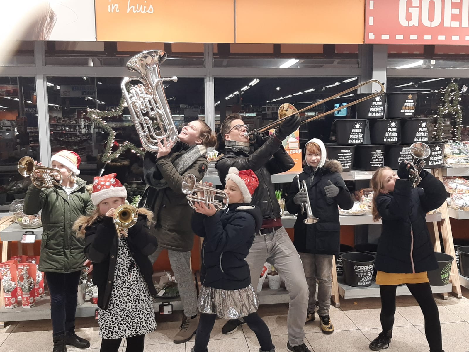 Jeugdorkest Op Straat In De Westereen